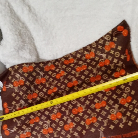 Large Louis Vuitton Cherry Motif Scarf in Brown and Red - Picture 6 of 10